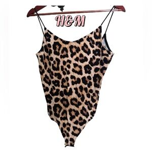 H&M Bodysuit with Leopard Pattern (Used, Excellence, Size M)